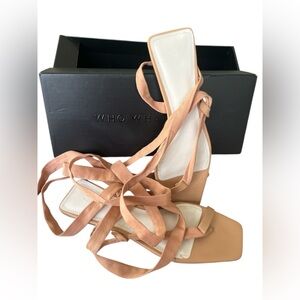 Who What Wear Camel Strappy flats